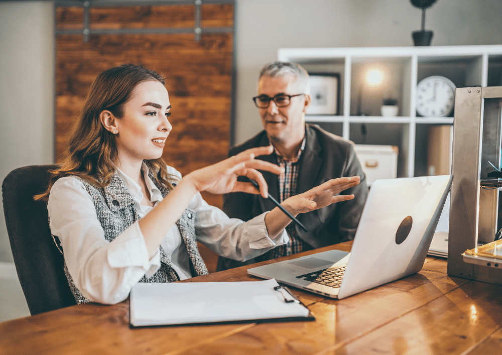 Pentingnya Mentoring dalam Pengembangan Karir - MANGGUSTORE Pentingnya Mentor Dalam Pengembangan Karir Seseorang