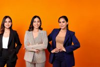 Tips dan Trik Memilih Warna Pakaian yang Sesuai dengan Bentuk Tubuh ... Tips Berpakaian Sesuai Bentuk Tubuh Yang Ideal