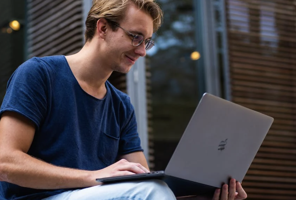 Cara Memilih Laptop yang Baik untuk Mahasiswa Cara Memilih Laptop Untuk Mahasiswa Dengan Budget Terbatas