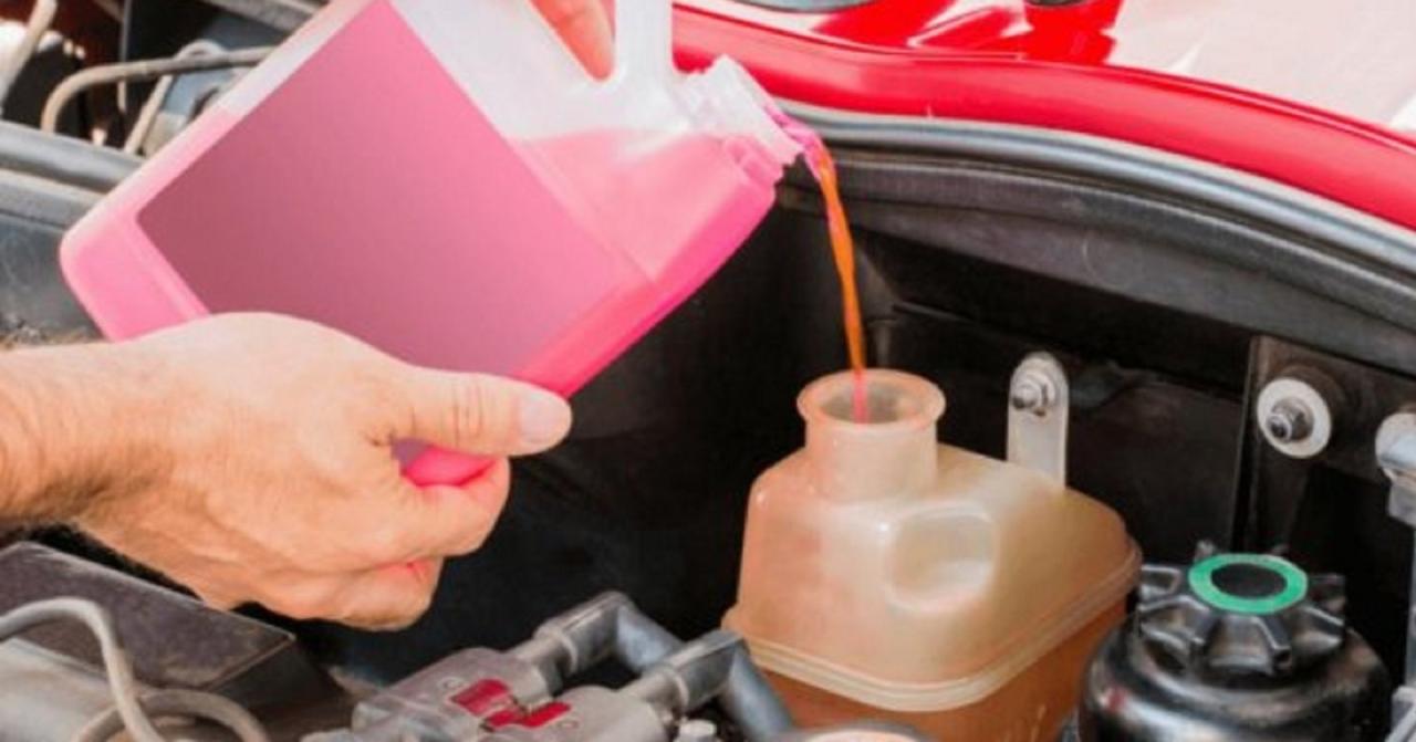 Apa Saja Jenis-Jenis Oli Mobil Yang Baik