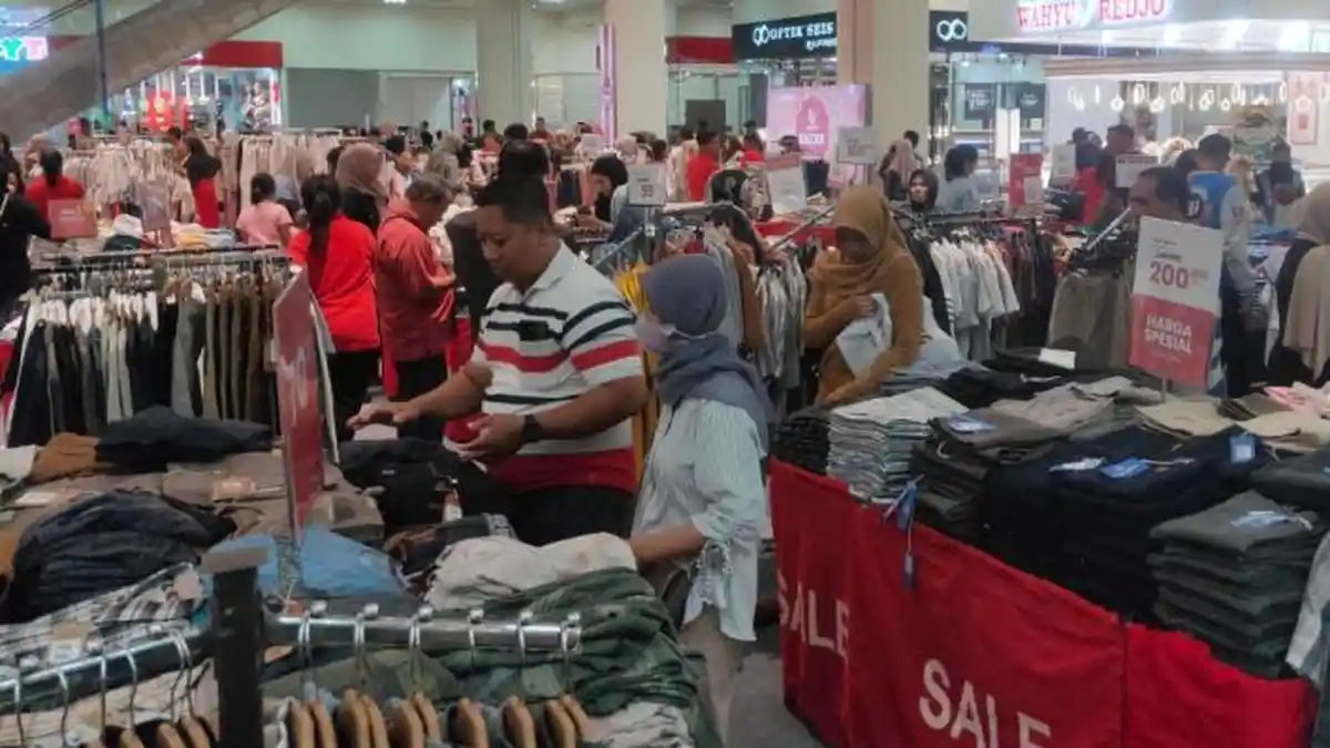 Tips Menghindari Sifat Konsumtif Belanja Jelang Lebaran, Simak Uraian ... Tips Menghindari Utang Konsumtif Yang Berbahaya